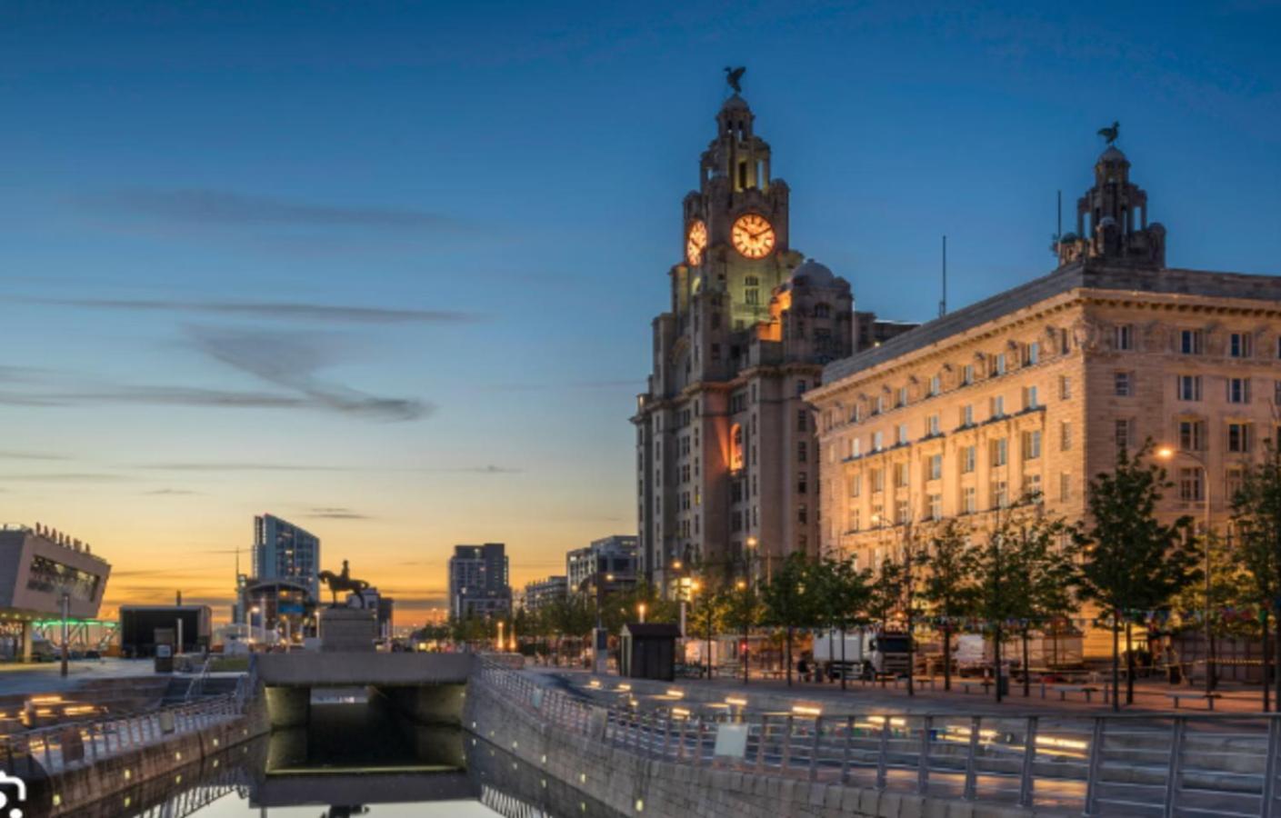 Home From Home Near Lfc, Efc & Train Station Liverpool Exterior photo